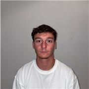 Profesor de física con experiencia en ingeniería mecánica, ofrezco clases para todas las edades, online o en Alicante.